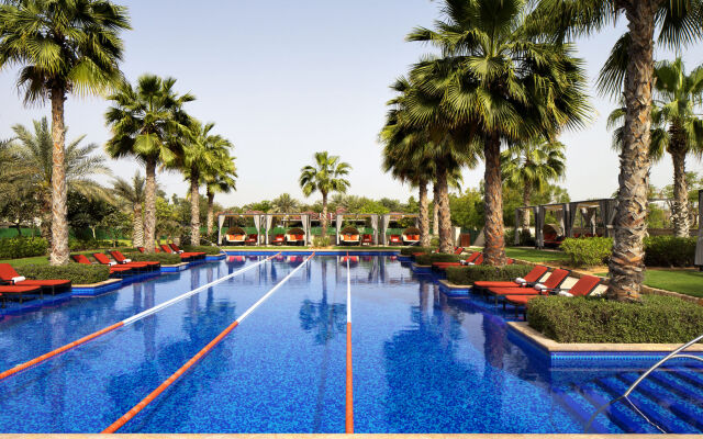 VOGO Abu Dhabi Golf Resort & Spa
