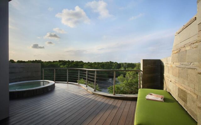 The Crystal Luxury Bay Resort Nusa Dua