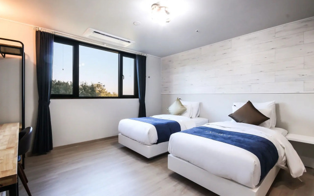 Andong CM Park Hotel