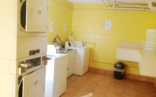 Forest Lodge Apartments