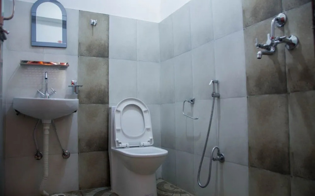 Mount Blue Tourist Hostel