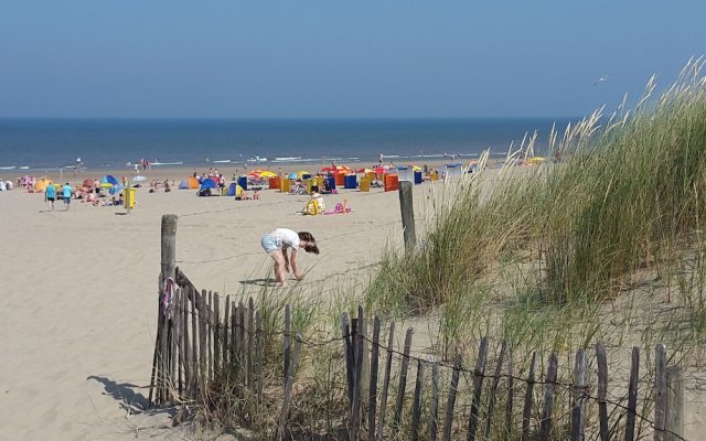 Serene Holiday Home in Noordwijk With Terrace