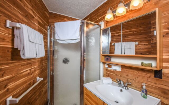 Finn McCool's 5 Bedroom House