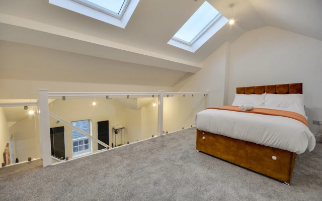 Orrell Road Luxury Apartment