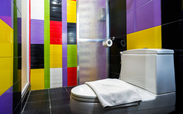 Sans Hotel International Surabaya