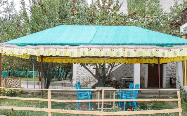 Sha Cho Guest House