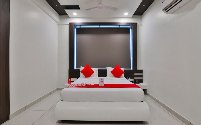OYO 15914 Hotel Kruti