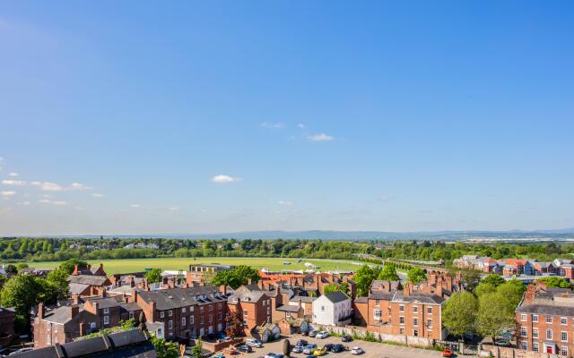 Crowne Plaza Chester, an IHG Hotel