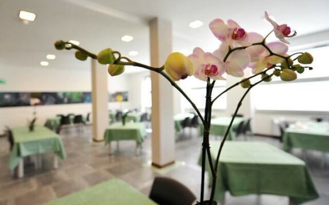 Golden Tulip Manchester