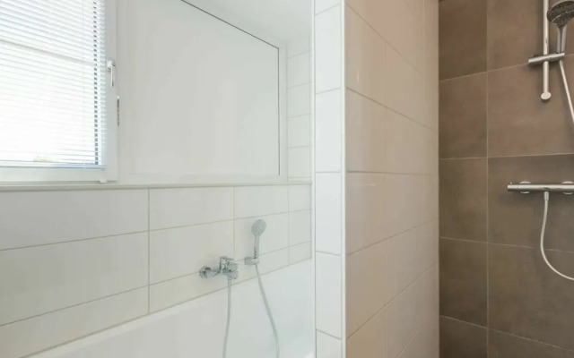 Luxurious Apartment in Koudekerke With Parking