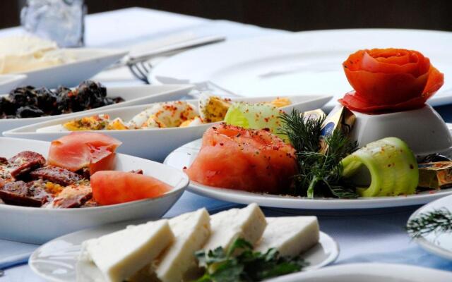 Lounge Boutique Hotel