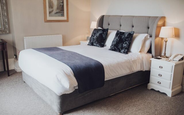 Glewstone Court Country House Hotel