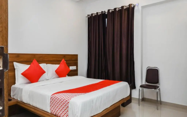 The Address By OYO Rooms