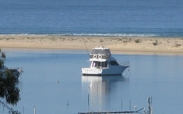 Baywatch Luxury Apartments