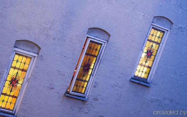 hotelImage
