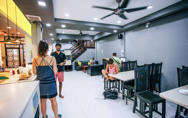 D-Well Hostel