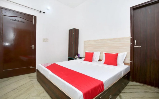 Oyo 24666 Samar Residency