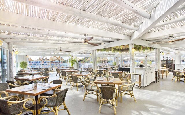 Sunset Beach Club Hotel Apartments