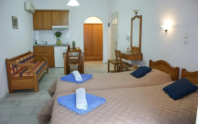 Naxos Dream Oniro Studios - Adults Only