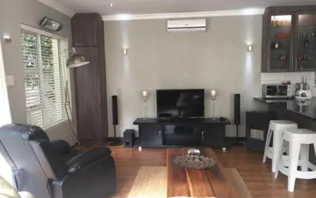 Apartment on Constance Road