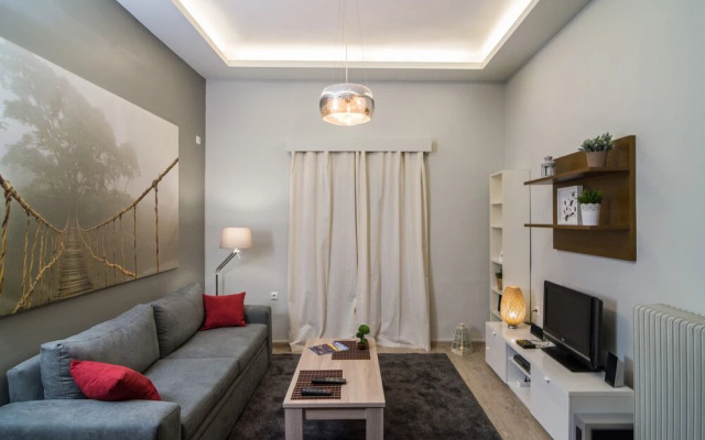 Beautiful Modern Aprt with 1BR in DT Athens