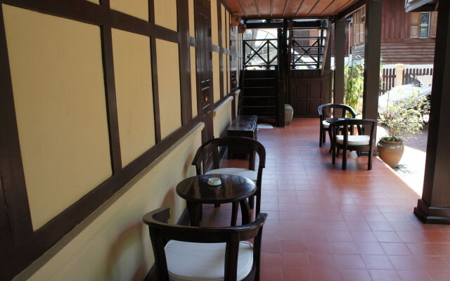 Villa Lao Wooden House