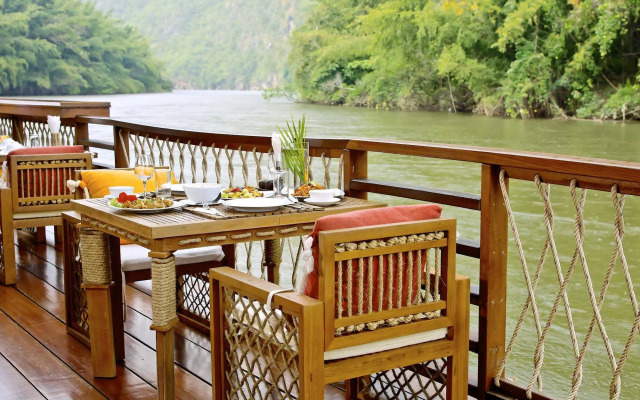 The FloatHouse River Kwai