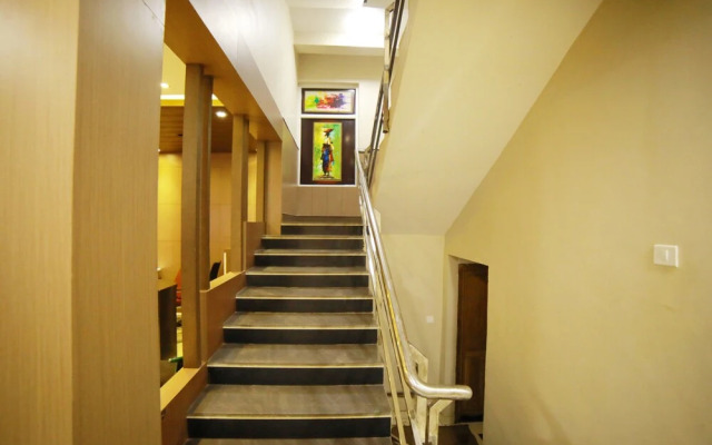 OYO 8588 Rainbow Inn