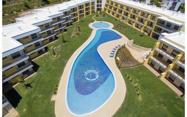Apartment With 3 Bedrooms in Albufeira, With Wonderful Mountain View,