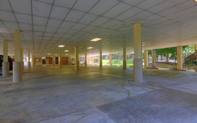 Treetop Villa IC 215