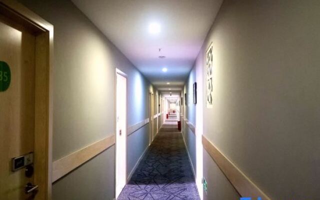 Shell Hotel (Shanghai Nanxiang Guyi Garden)