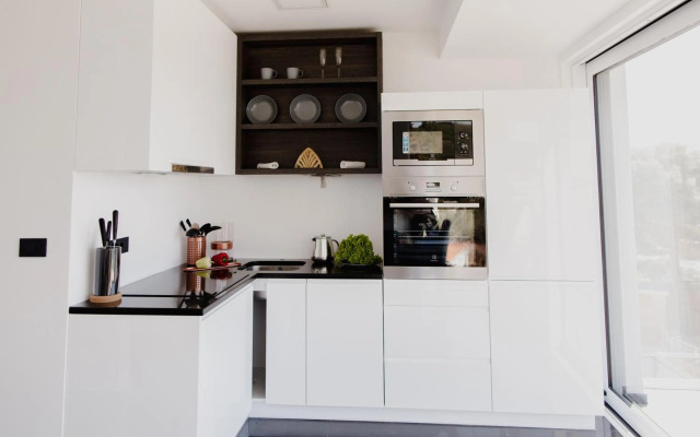 Alexandra Apartments