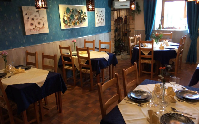 Logis Hôtel Le Chantoiseau