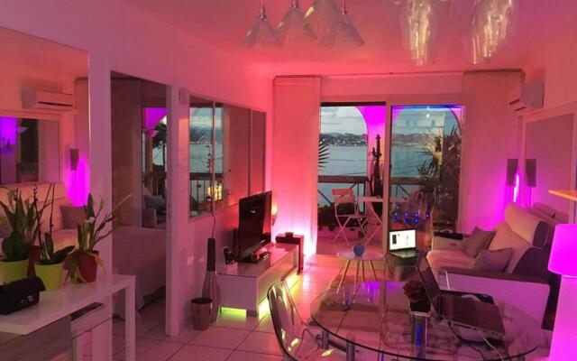 Théoule - Apartment 20 meters from the beaches