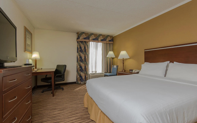 Spark by Hilton Roanoke Civic Center