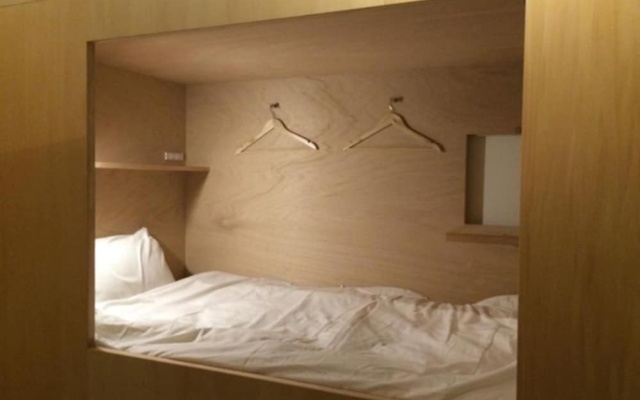 Kinco. hostel+cafe Takamatsu, Setouchi – Guest Rooms – Takamatsu
