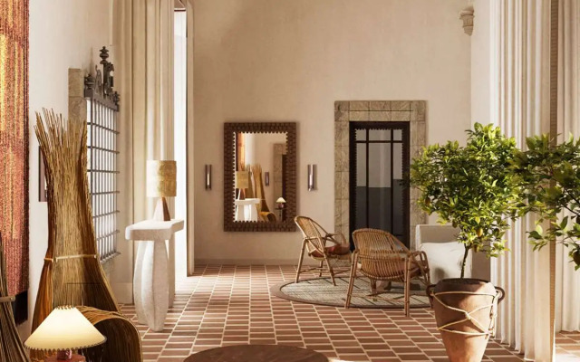 Palacio de Godoy Caceres, Curio Collection by Hilton