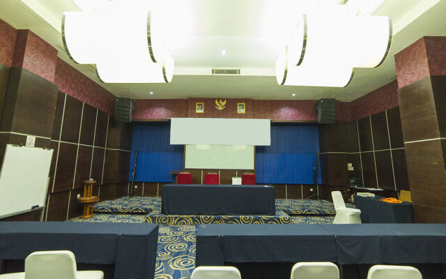 艾里班贾尔马辛贝姆鲁史巴鲁阿梅德亚尼 2 号酒店(Airy Pemurus Baru Ahmad Yani 2 Banjarmasin)