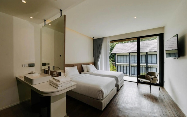 Shanti-Retreat Hotel