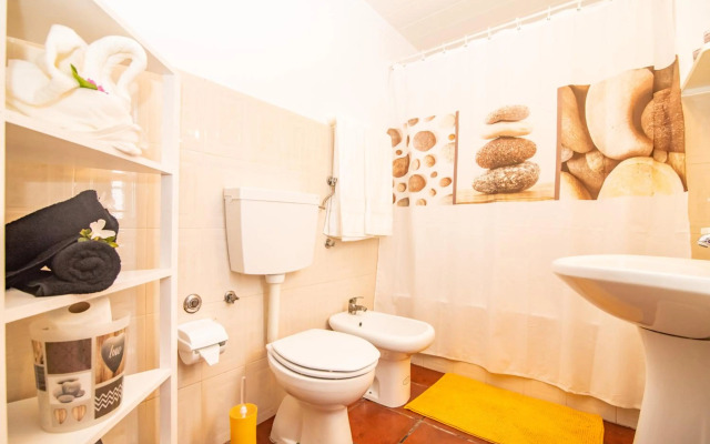 Casa Inti / Inti House Furnas