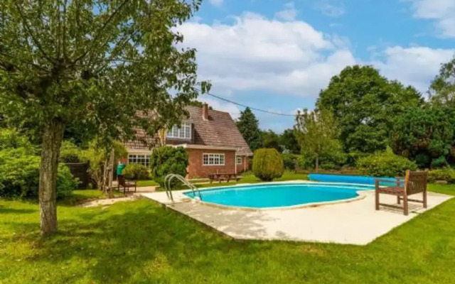 Host Stay Alderfen View