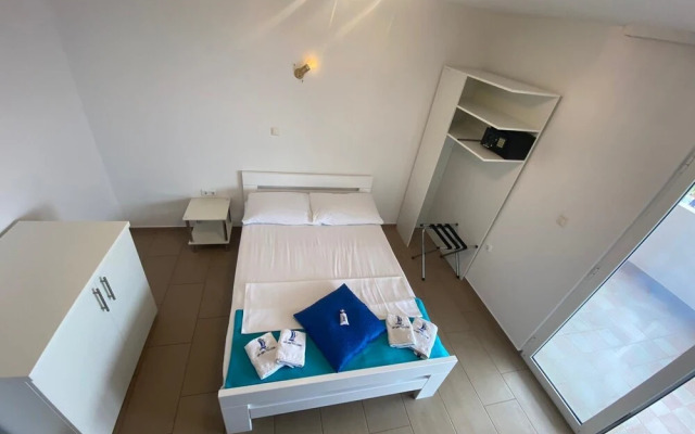 Ruza Room With Terrace and sea View