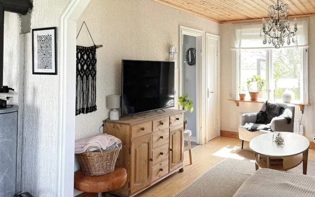 6 Person Holiday Home in Odeshog