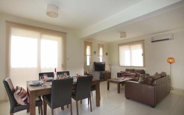 Clover in Famagusta