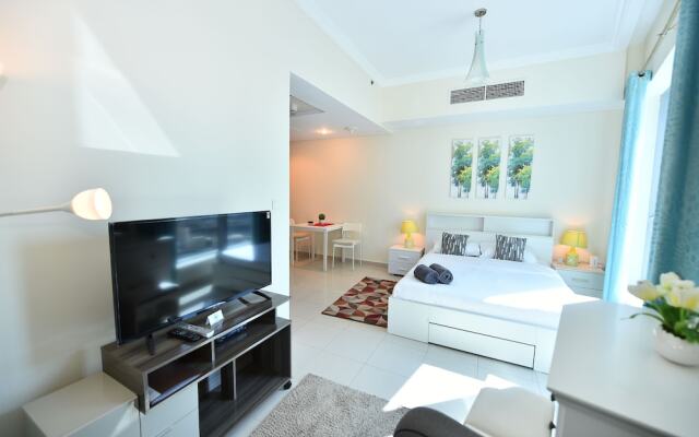 RYN - Dubai Marina Studio with balcony