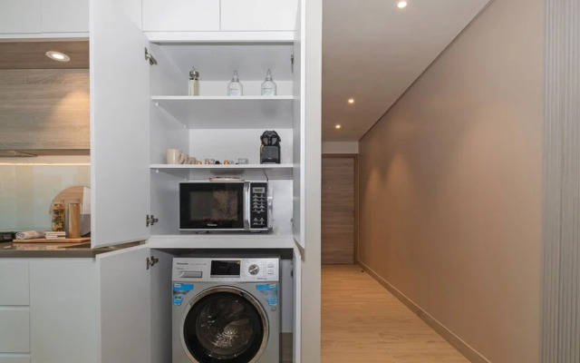 LUX The Modern Marina Suite 2 bed