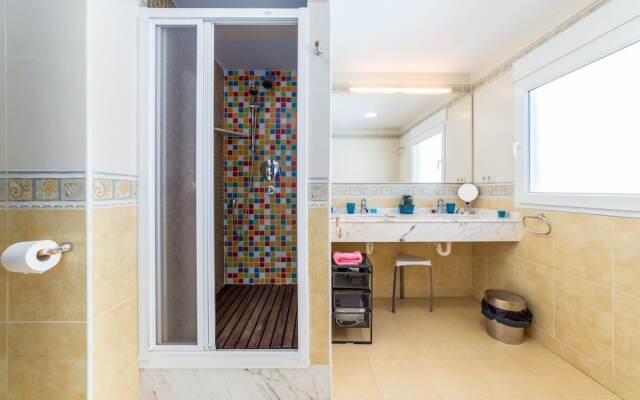 Travel Habitat Casa Perellonet