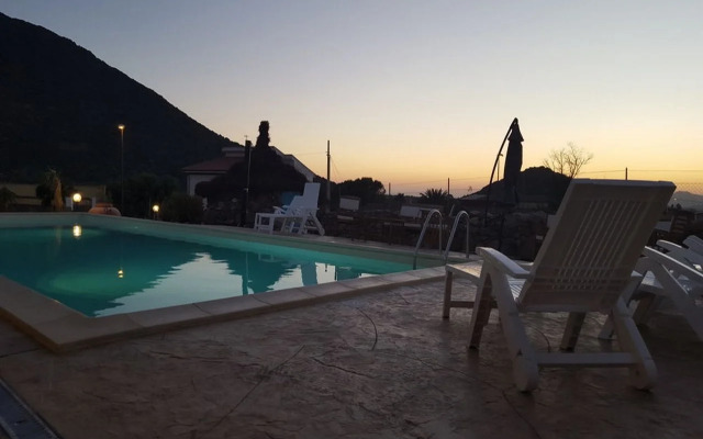 Sa Corti De Sa Perda