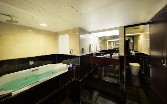 Regal Kowloon Hotel