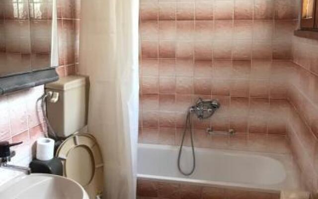 Mama Emiliya Guest House